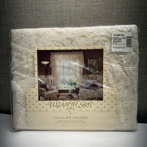 Lace Valance - Elegant Cream